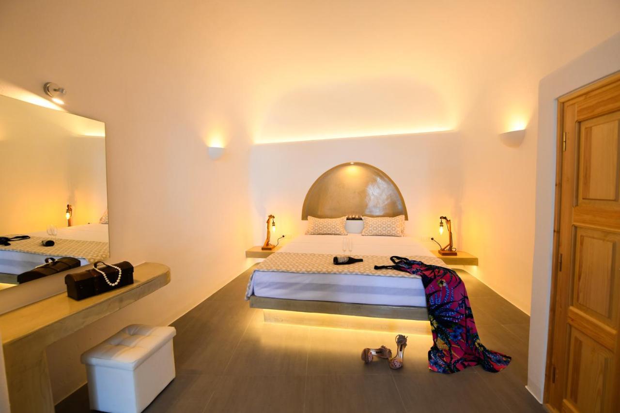 Luxe Efis Home Sea View 4 Villas & 4 Prive Jacuzzi Imerovigli  Exteriér fotografie