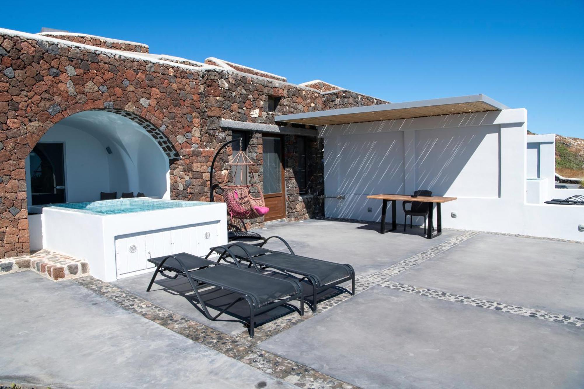 Luxe Efis Home Sea View 4 Villas & 4 Prive Jacuzzi Imerovigli  Exteriér fotografie